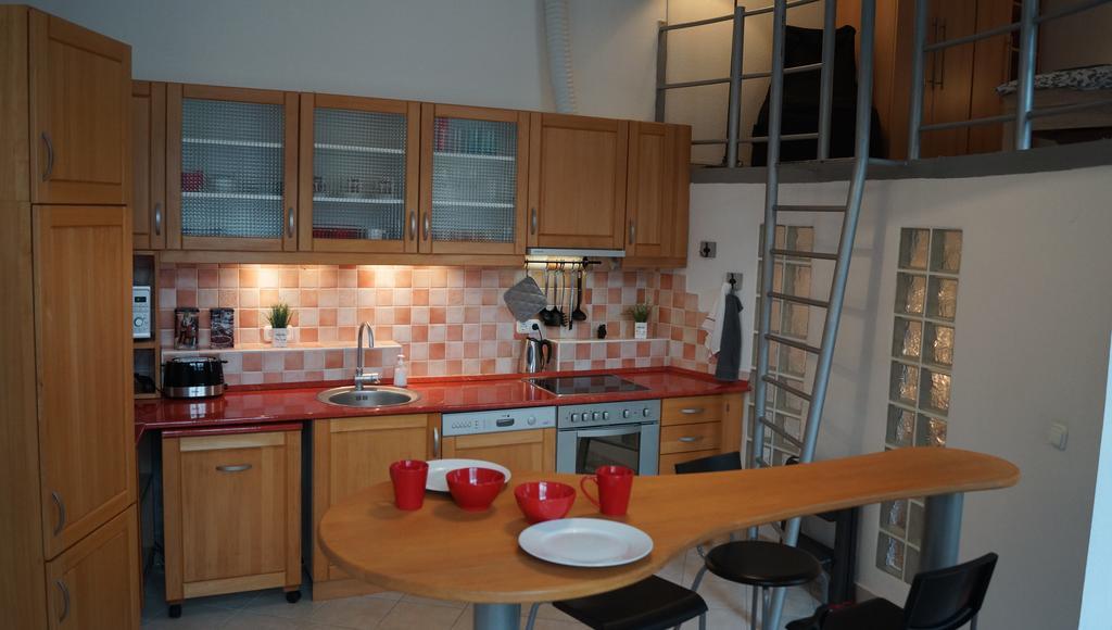Feel At Home Apartment บูดาเปสต์ ภายนอก รูปภาพ